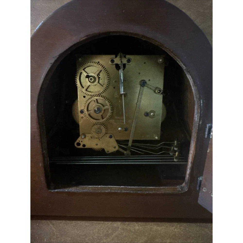 Clocks And Colours vintage herschede